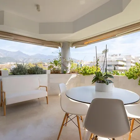 Apartment Lujoso Con Piscina En Paseo Maritimo *