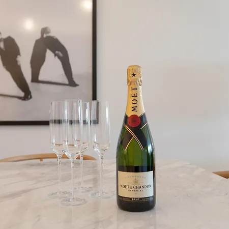 Lujoso Con Piscina En Paseo Maritimo Daire Marbella