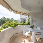 Lujoso Con Piscina En Paseo Maritimo マルベーリャ