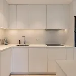 Lujoso Con Piscina En Paseo Maritimo アパート マルベーリャ