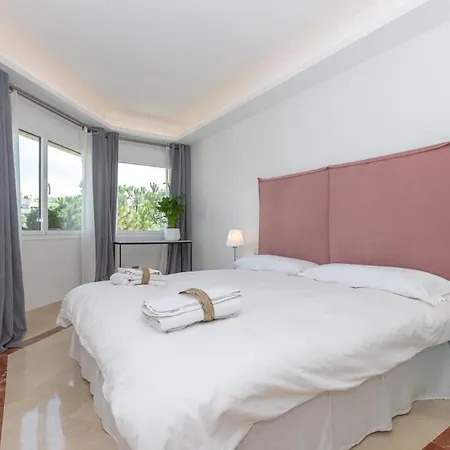 Lujoso Con Piscina En Paseo Maritimo *