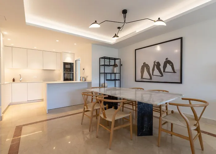 Lujoso Con Piscina En Paseo Maritimo Apartament