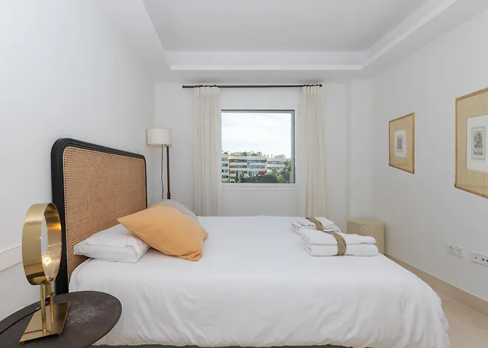 Apartament Lujoso Con Piscina En Paseo Maritimo *