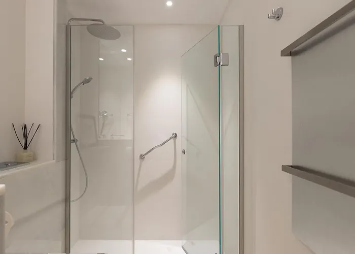 Lujoso Con Piscina En Paseo Maritimo アパート