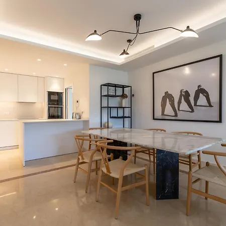 Lujoso Con Piscina En Paseo Maritimo Διαμέρισμα